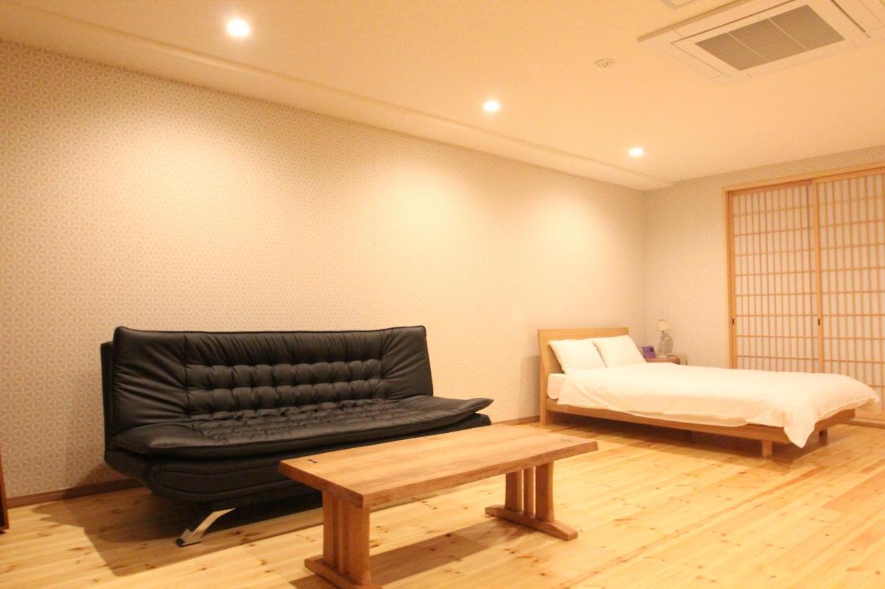 Shimanouchi Luxury Apartment Oszaka Kültér fotó